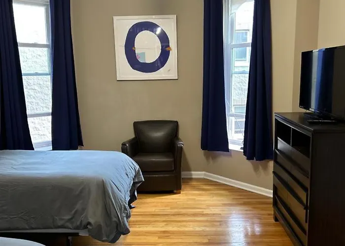 Apartment Gorgeous North Kenwood Hyde Park Unit *